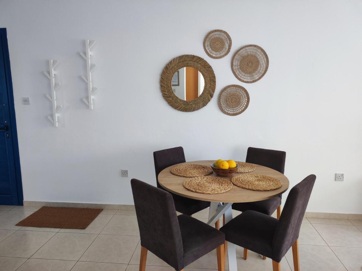 Apartamento Marina Gardens Paphos Exterior foto