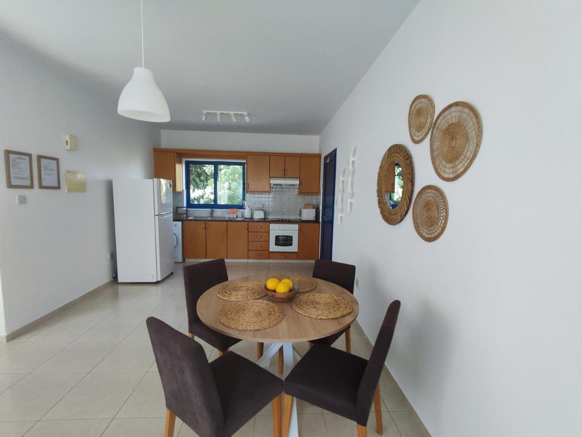 Apartamento Marina Gardens Paphos Exterior foto